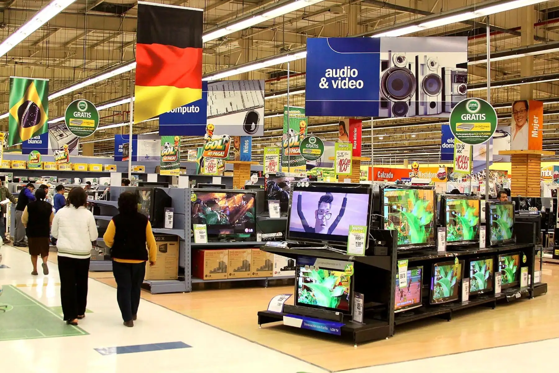 Ventas de comercio minorista crecieron 9.4% en noviembre 2025 y sumaron S/ 4,692 millones