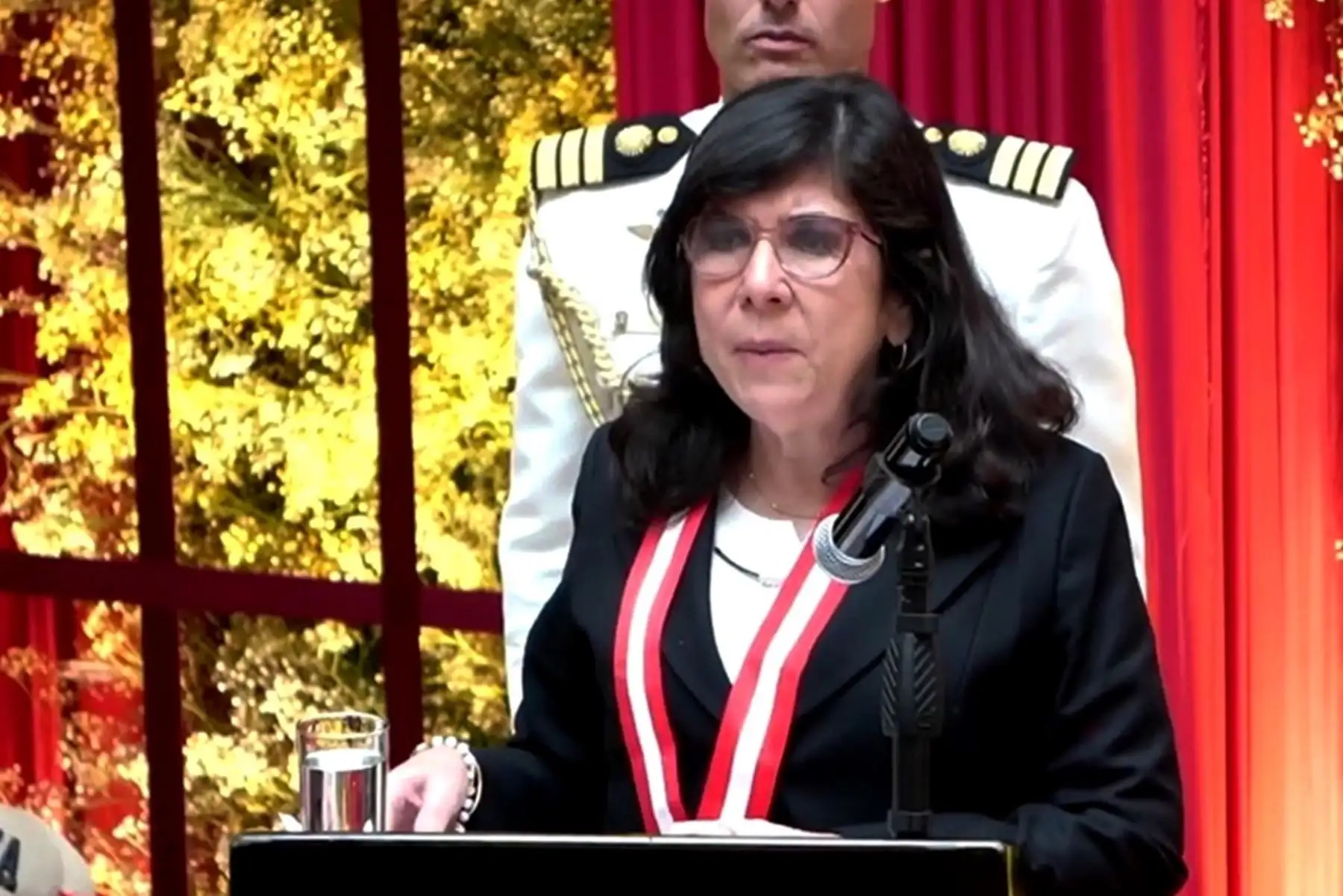 Janet Tello ratifica compromiso de lucha contra corrupción y crimen organizado